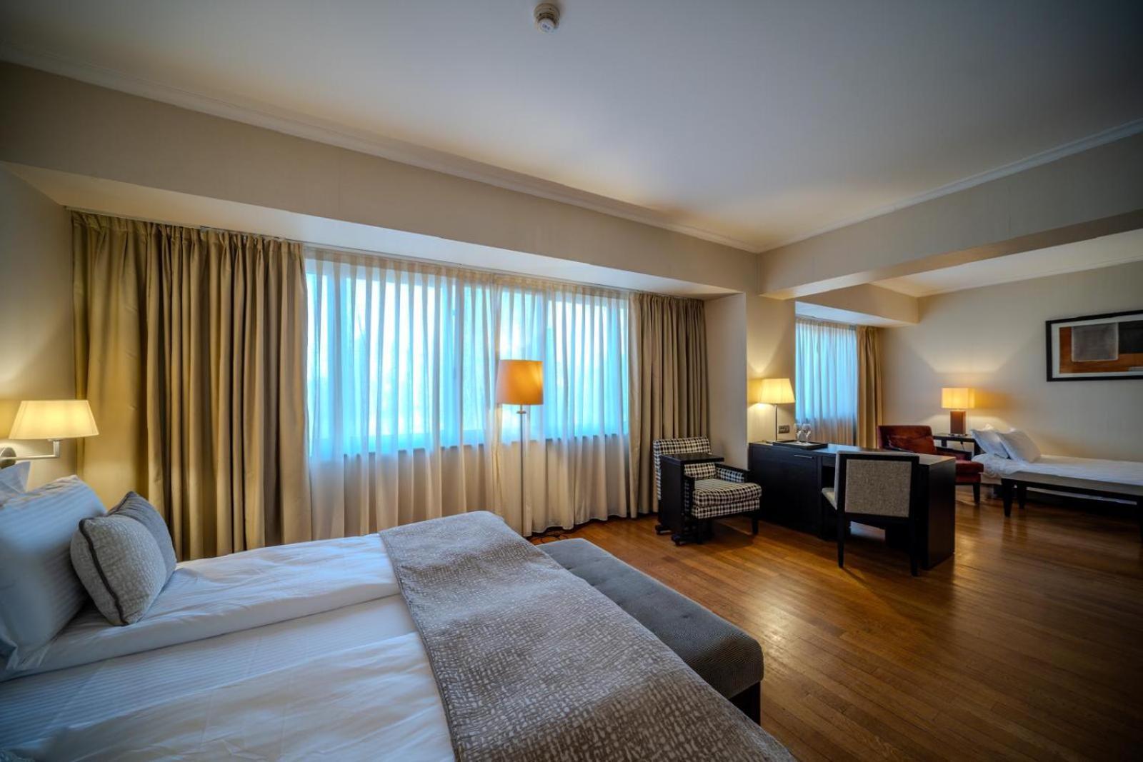 Hotel Rivo Timisoara Exterior photo